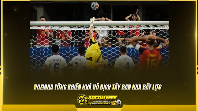 Vozinha từng khiến nhà vô địch Tây Ban Nha bất lực